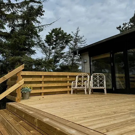 Beachfront With Sea View And Wild Nature Humble