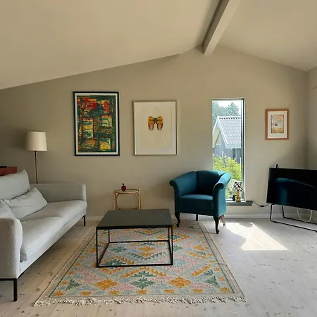 Beachfront With Sea View And Wild Nature Humble